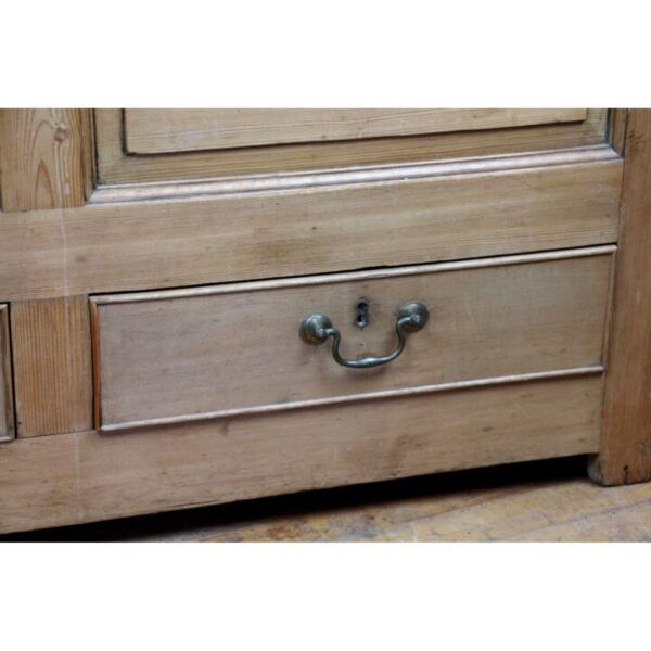 A Georgian Panelled Pine Mule Chest Blanket Box with Waxed Finish - Image 8