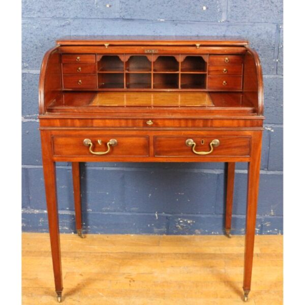 A Quality Mahogany Tamber Fronted Ladies Desk with Fitted Interior - Image 2