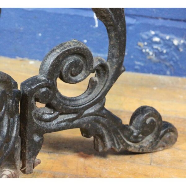 A Victorian Cast Iron Based & Marble Topped Side Table - Image 3