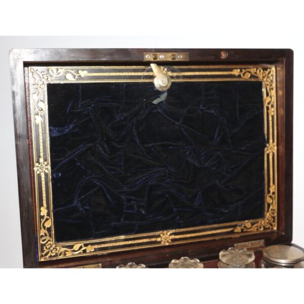 A Superb Victorian Rosewood Fitted Vanity Case, Travelling Jewellery Box Dated 1850 - Image 7