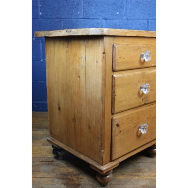 A Victorian Waxed Pine Farmhouse Dresser Raised on Turned Feet - Image 3