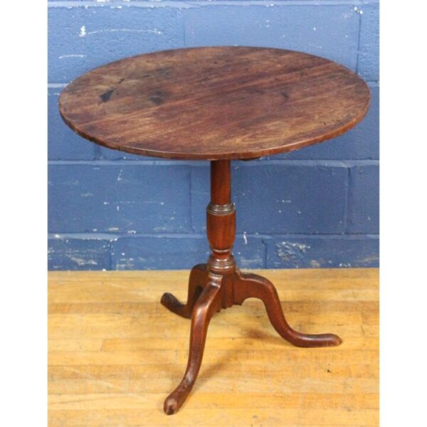 A Georgian Mahogany Circular Centre Pedestal Tilt Top Tripod Wine Table - Image 9