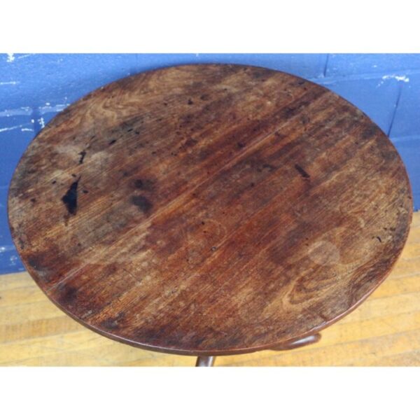 A Georgian Mahogany Circular Centre Pedestal Tilt Top Tripod Wine Table - Image 8