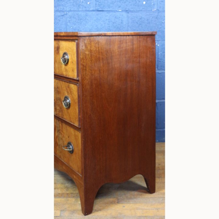 A Mid Victorian Mahogany 3 High Bedroom Chest of Drawers, Raised on Bracket Feet - Image 3