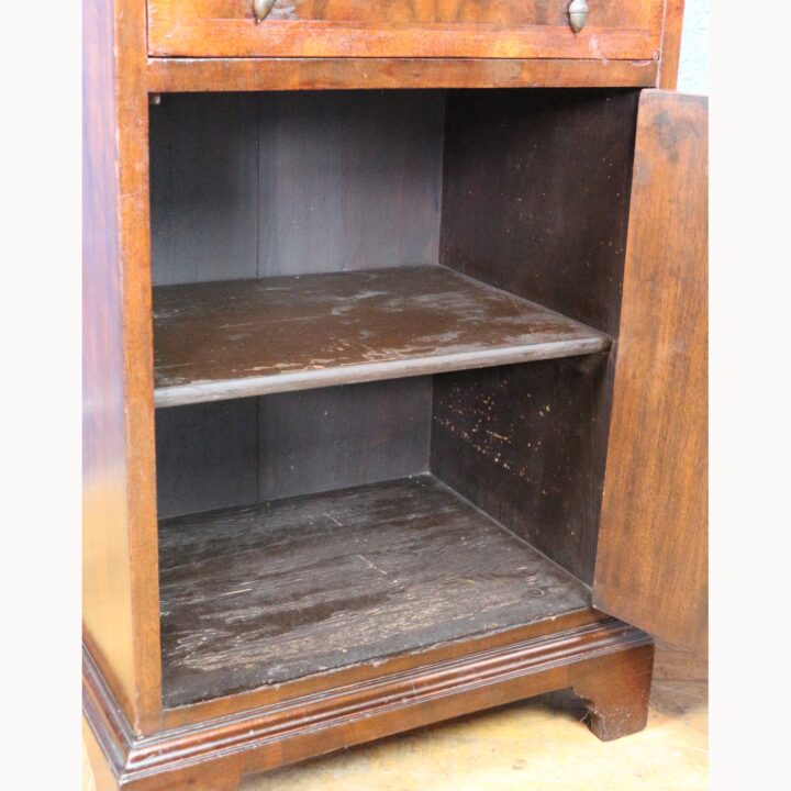 An Antique Walnut Single Drawer Bedside Cupboard Queen Anne Style - Image 6